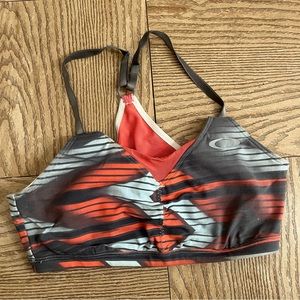 Women’s Oakley sports bra small